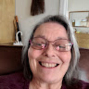 Meet your Posher, Linda